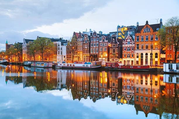 10 Tips for Planning Your First Europe Tour